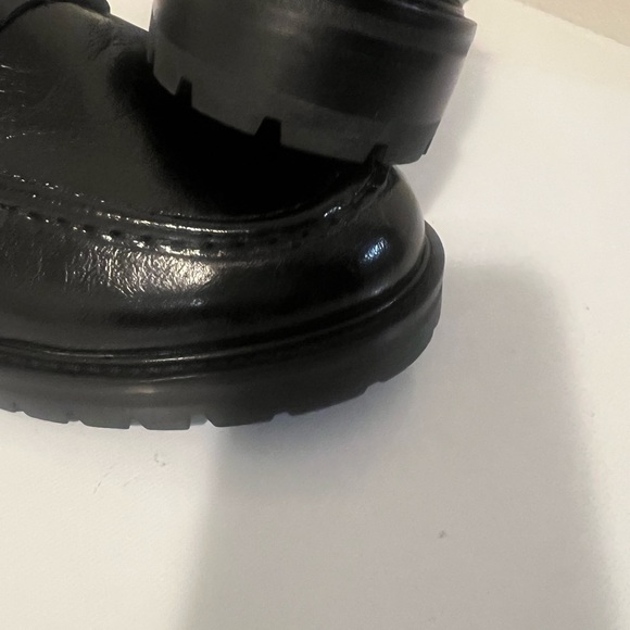 A chunky lugged everyday lugged loafer with shiny bit - Picture 3 of 4